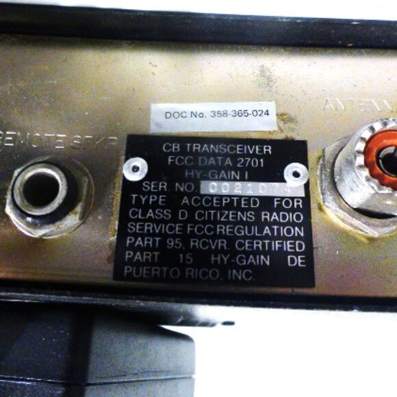 Hy-Gain II CB Radio & Mic 23 & 40 Channel Model 2682 Solid State 2 Way Radio - Picture 10 of 16